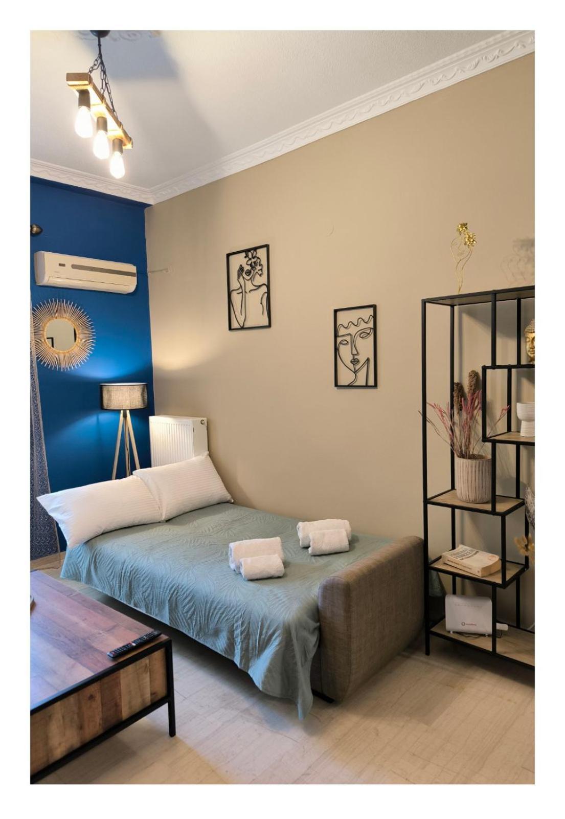 August Moon Apartment Chios Town Exterior photo