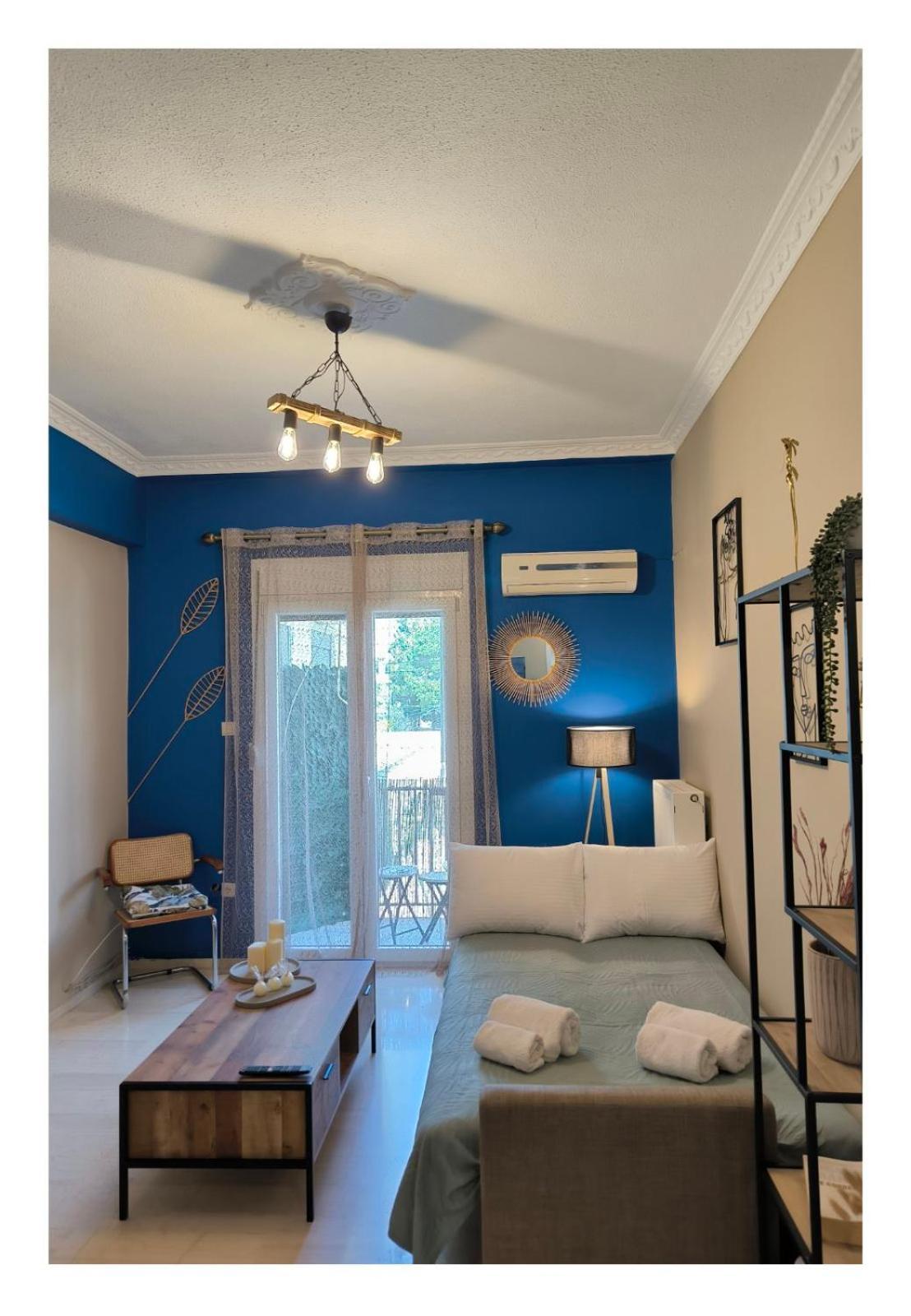 August Moon Apartment Chios Town Exterior photo