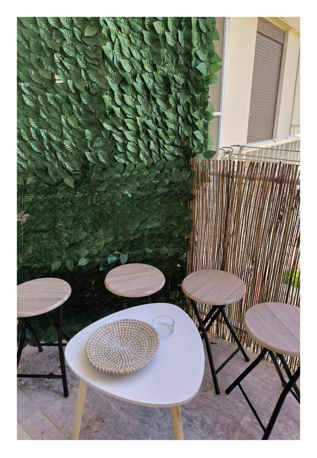 August Moon Apartment Chios Town Exterior photo