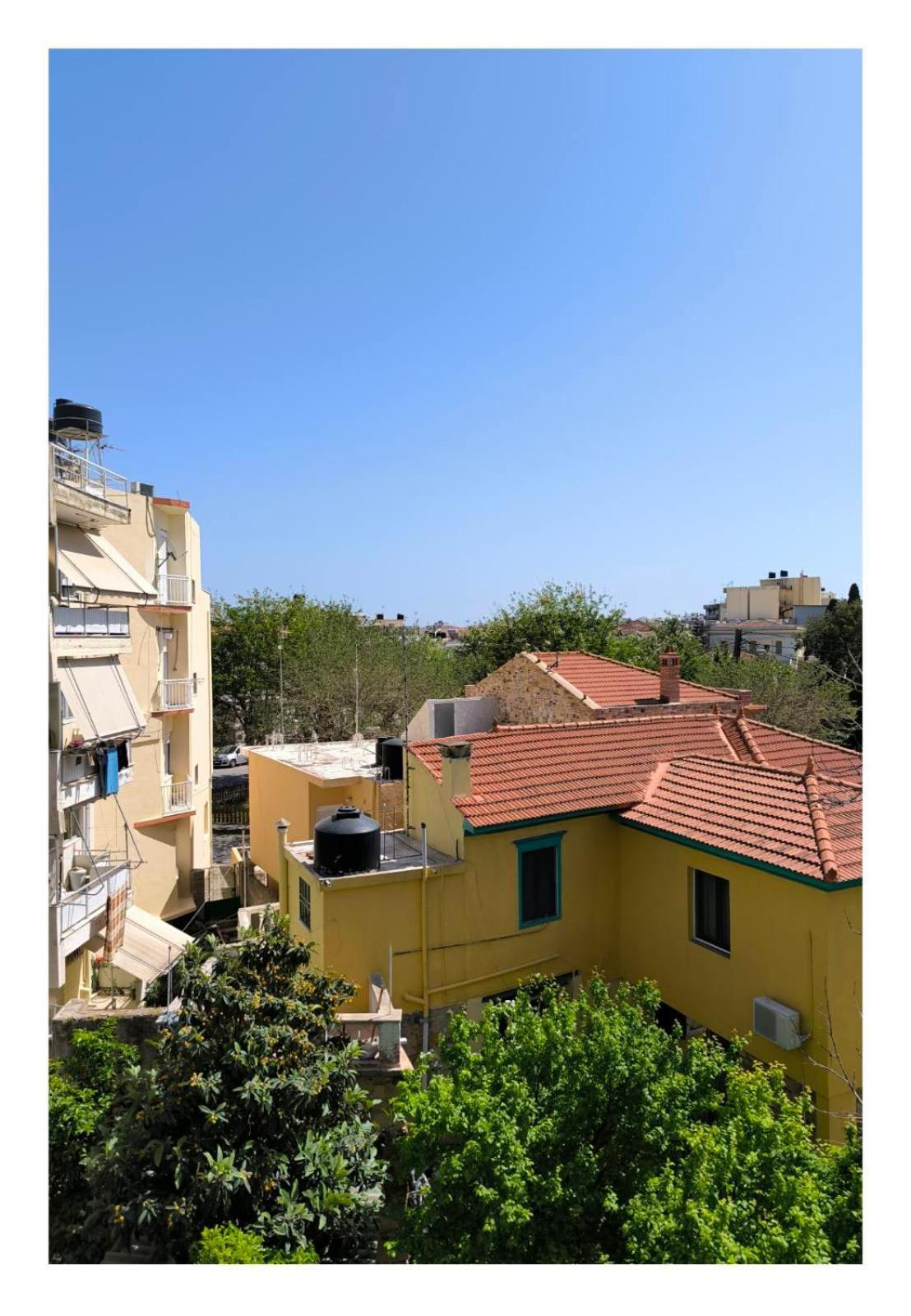 August Moon Apartment Chios Town Exterior photo